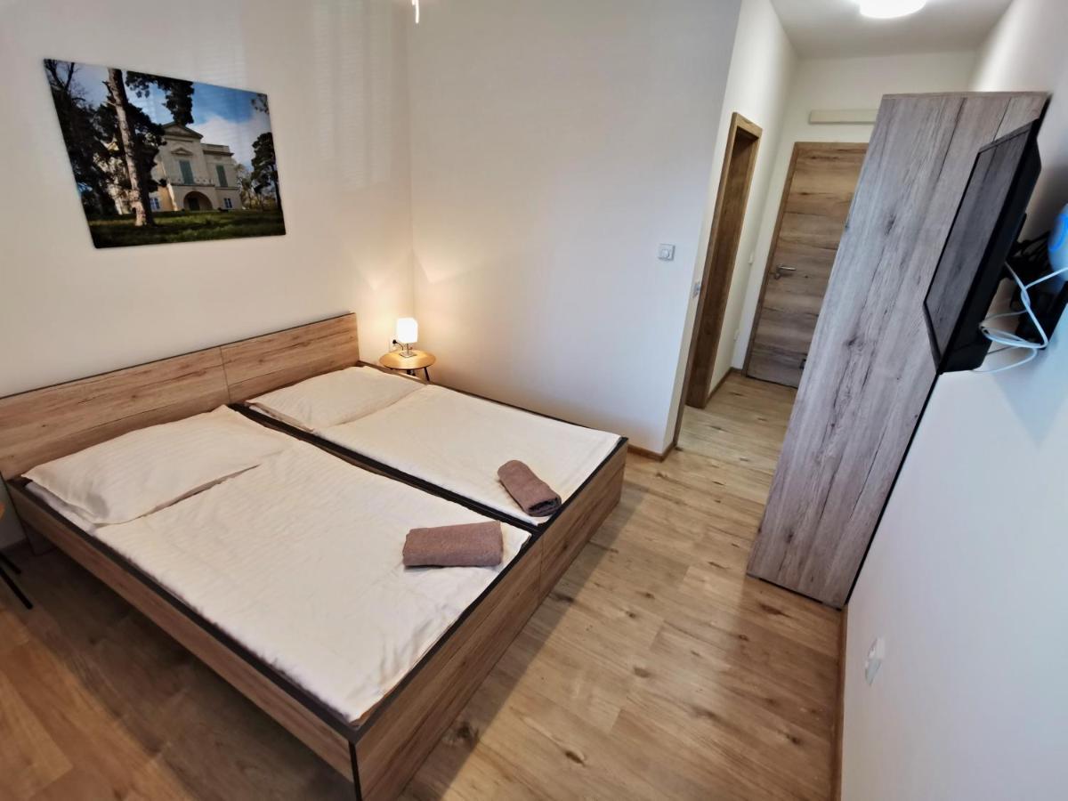 Comenius Moravus vinařský dvůr Mikulov Exteriér fotografie